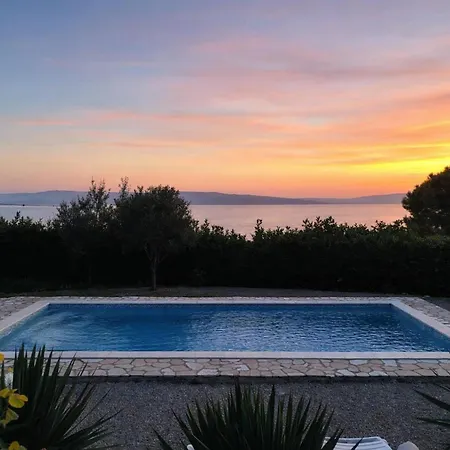 Tiny House With Private Pool - Happy *