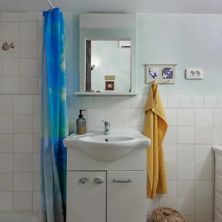 Tiny House With Private Pool - Happy Apartman Kostrena